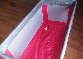 Łóżeczko turystyczne składane