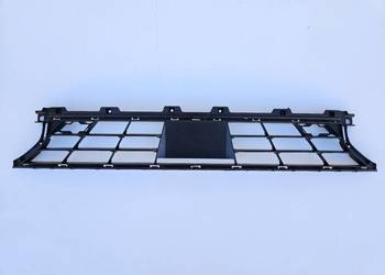 LYNK&CO 01 KRATKA ŚRODKOWA ZDERZAKA PRZÓD PRZEDNIA 8889410530