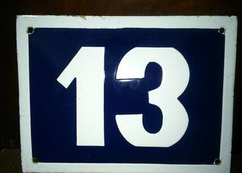Metalowa emaliowana tabliczka PRL "13", 50cm x 15cm, stan bdb