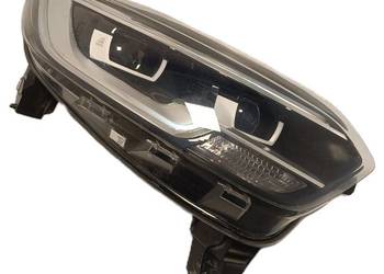 Reflektor prawy przód Renault Megane IV LED nr 260101304R używany