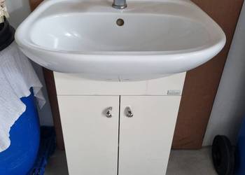 Umywalka z szafka Cersanit