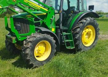 Ciągnik John Deere 6100D z turem