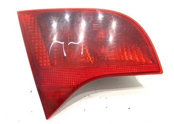 LAMPA TYŁ LEWA WEWNĘTRZNA AUDI A4 B7 8E9945093 Kombi 04-08 ŚWIATŁO