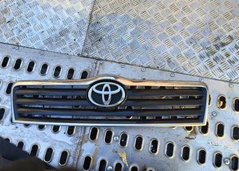 Grill atrapa Toyota Avensis T25 przedlift