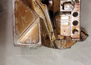 Fiat 125p Podłużnice nowe, "państwowe" L/P znalezione na strychu.