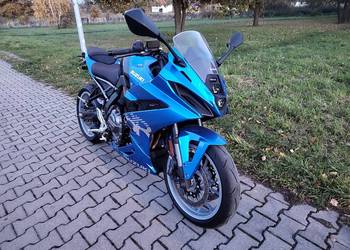 Suzuki gsx8r