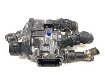 OBUDOWA TERMOSTATU OPEL CORSA F 9812131480