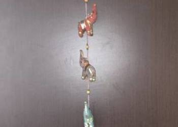 Słonie na szczęście, girlanda zakończona dzwonkiem