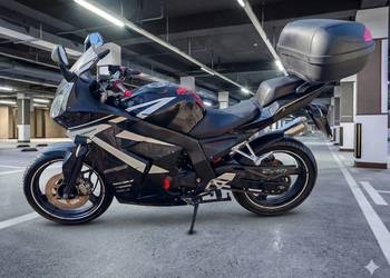 2014 Daelim vjf roadwin roadsport 14,2KM  120km/h ( kat. b lub a1 125cm3 )