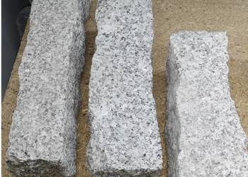 Palisada granitowa 10x10x20cm , kamień murowy opornik