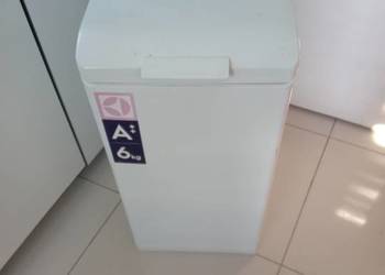 Pralka automatyczna Elektrolux od góry ładowana