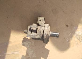 Mercedes zawór podciśnienia 2024700093