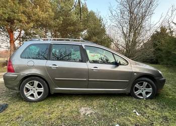 Peugeot 307 SW Premium 2.0 HDI 7 osób