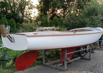 Sprzedam żaglówkę 6;60 m