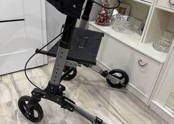 Balkonik nowy z siedziskiem