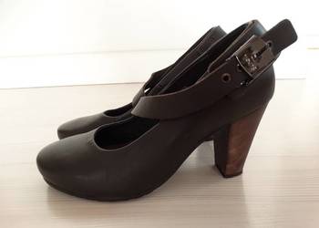 Buty Scholl Skórzane Półbuty Czółenka na Słupku z Paskiem Czekoladowe