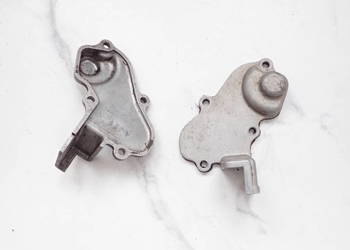 1 Szt. Dekiel Pokrywa Cięgna Zaworu Cylindra Yamaha Yz 125 98-03r