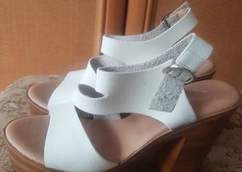 Sanały damskie rozmiar 37 firmy Crucian polecam.