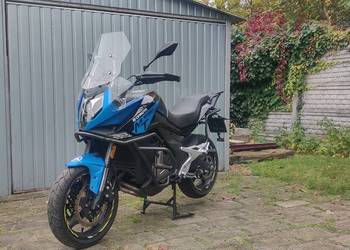 Motocykl CF Moto 650 MT 2020 rok z uszkodzonym silnikiem