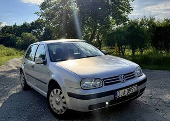 Volkswagen Golf IV Hatchback / 1.6 benzyna / 1998 / po naprawach
