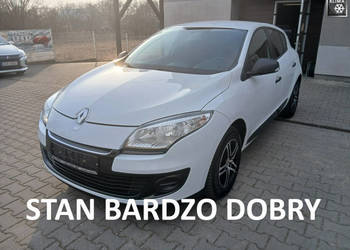 Renault Megane 1.6i alufelgi klimatyzacja startstop stan BDB 5 drzwi III (…