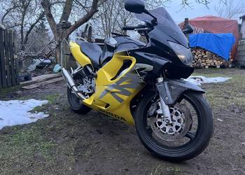 Honda cbr f4