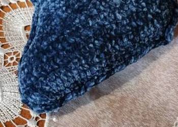 Maskotka płaszczka na szydełku