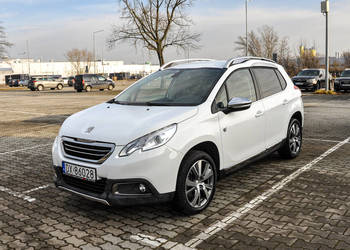 Peugeot 2008 2015r. 107 tys. km Skóry Bezwypadkowy