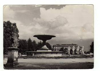 WARSZAWA OGRÓD SASKI CZARNO BIAŁA WARSZAWA OGRÓD SASKI CZARNO BIAŁA