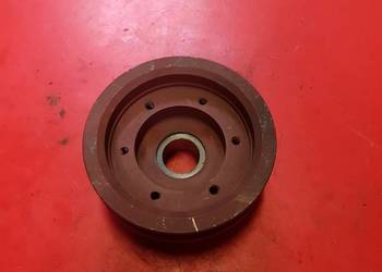 83003504 Koło pasowe na klin URSUS C385