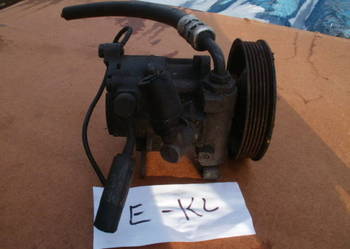pompa wspomagania mercedes w-210 2,3b