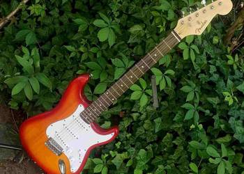 Gitara elektryczna Stratocaster