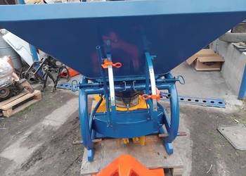 Rozsiewacz nawozów BAGBELLE B 500