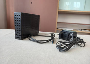 Dysk HDD 4TB Seagate 3,5" w obudowie USB 3.0 Dysk HDD 4TB Seagate 3,5" w obudowie USB 3.0