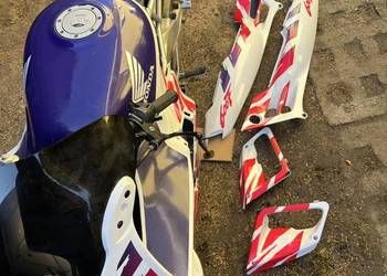 Honda cbr 600 pc25 licznik owiewki klamki  silnik gaźniki koła lagi