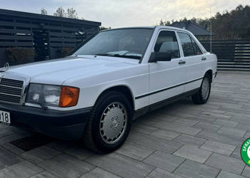 Mercedes W201 190 Benz 2.0 klima podgrzewane fotele szyberdach stan kolekc…
