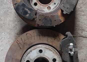 Tarcze klocki przód tył AUDI A4 B8 komplet