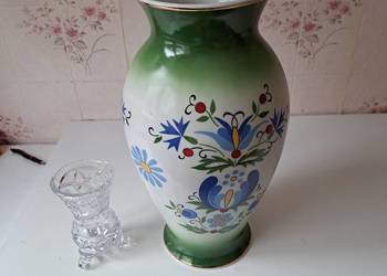 duży porcelanowy wazon