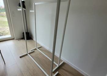 Standy/wieszaki 2 sztuki