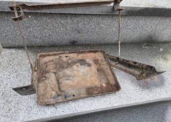 Syrena półka akumulatora