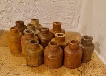 Stare  KAŁAMAŻE WAZONIKI 12 szt. ceramiczne naturalne  kolory gliny i ziemi