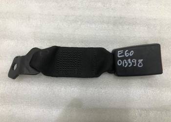 ZAPINKA PASA ŚRODKOWY TYŁ 7059774 BMW E60