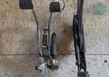 Pedał gazu hamulca sprzęgła Mercedes W123 beczka Pedał gazu hamulca sprzęgła Mercedes W123 beczka