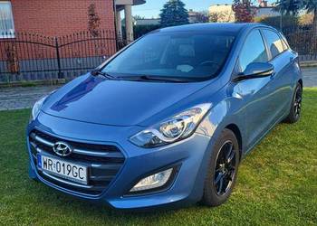 Sprzedam zadbanego HYUNDAIA I30 z 2016 r. w bogatej wersji po liftingu