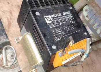 TRANSFORMATOR 550VA 50/60HZ 230V 400V