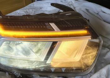 Dacia Duster ll lampa prawy przód 2023r