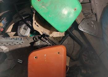 Boczek, Pokrywa akumulatora schowek mz ts 125/ 150