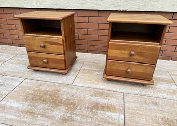 Szafka nocna z szufladami drewniana sosnowa stolik komoda