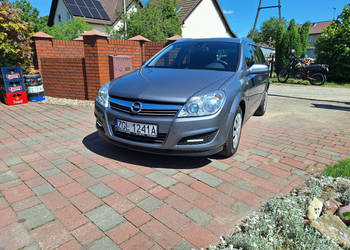 Opel Astra Klimatyzacja Parktronik Serwisowany Bezwypadkowy Stan Bardzo Do…