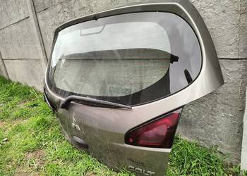 Szyba tylna MItsubishi Colt 2009